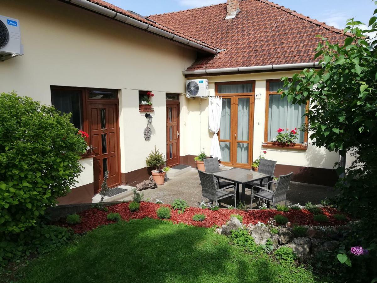 Gyöngyszem Vendégház Eger Extérieur photo