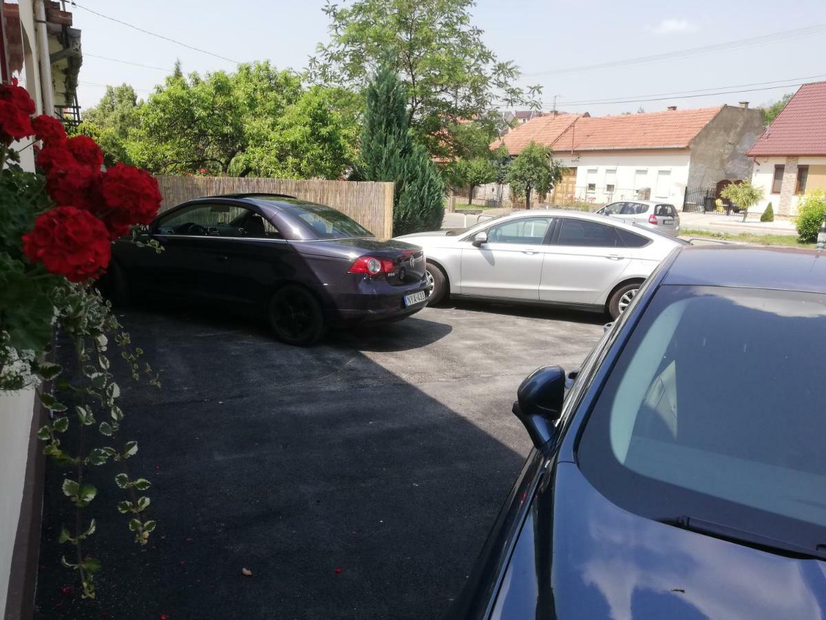Gyöngyszem Vendégház Eger Extérieur photo